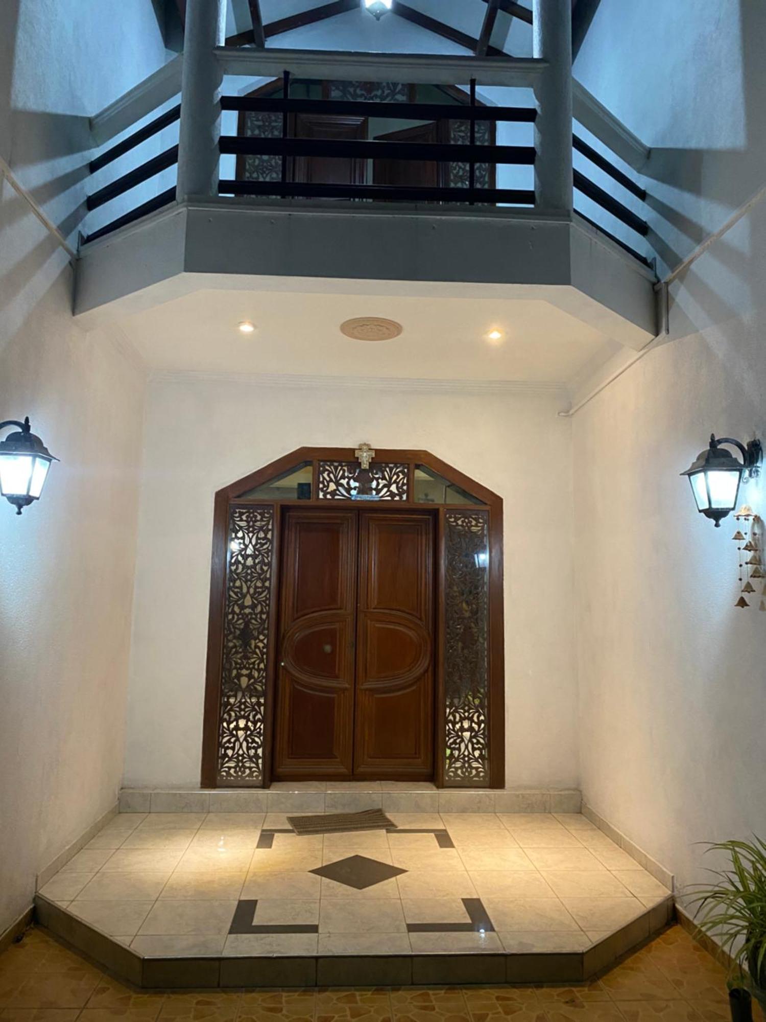 The Serene House Negombo Exteriör bild