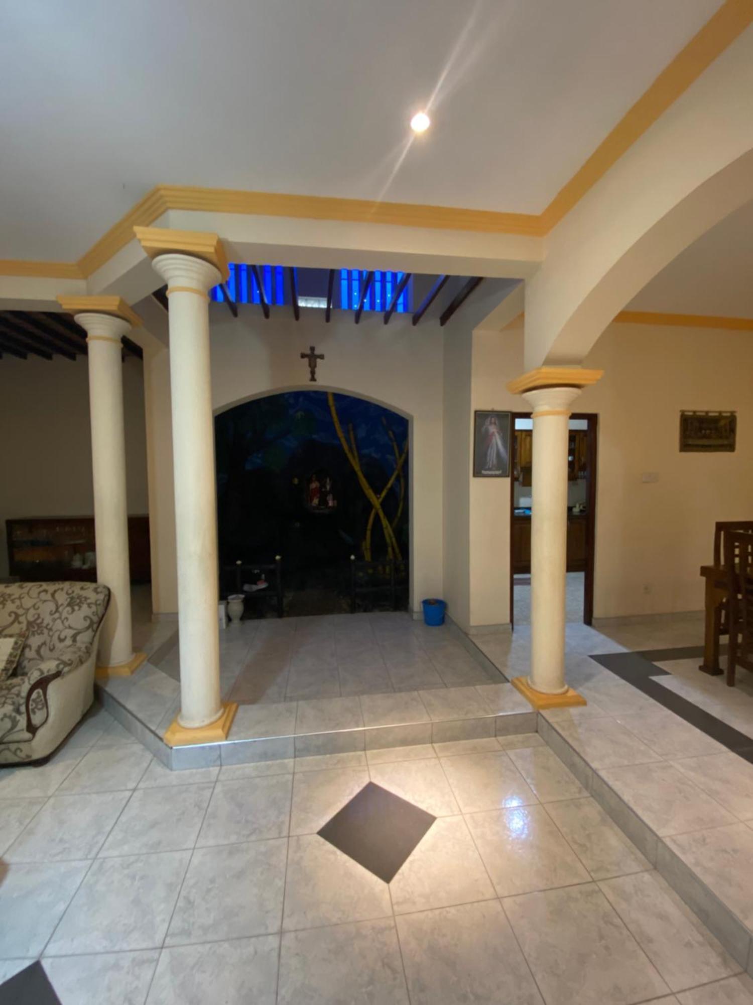 The Serene House Negombo Exteriör bild
