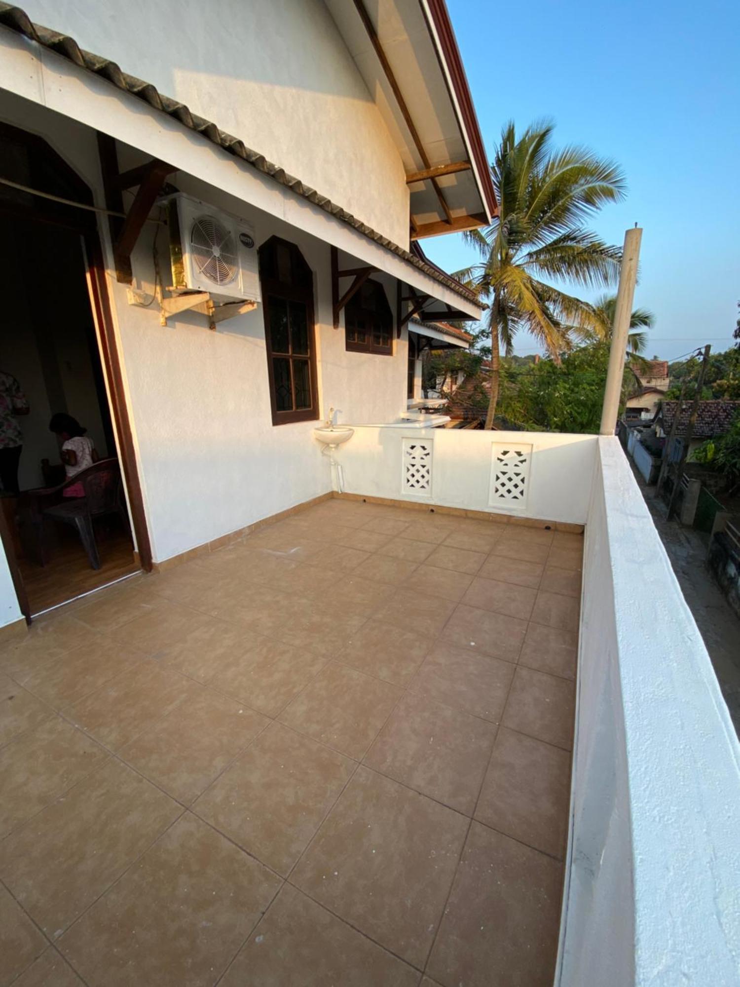 The Serene House Negombo Exteriör bild