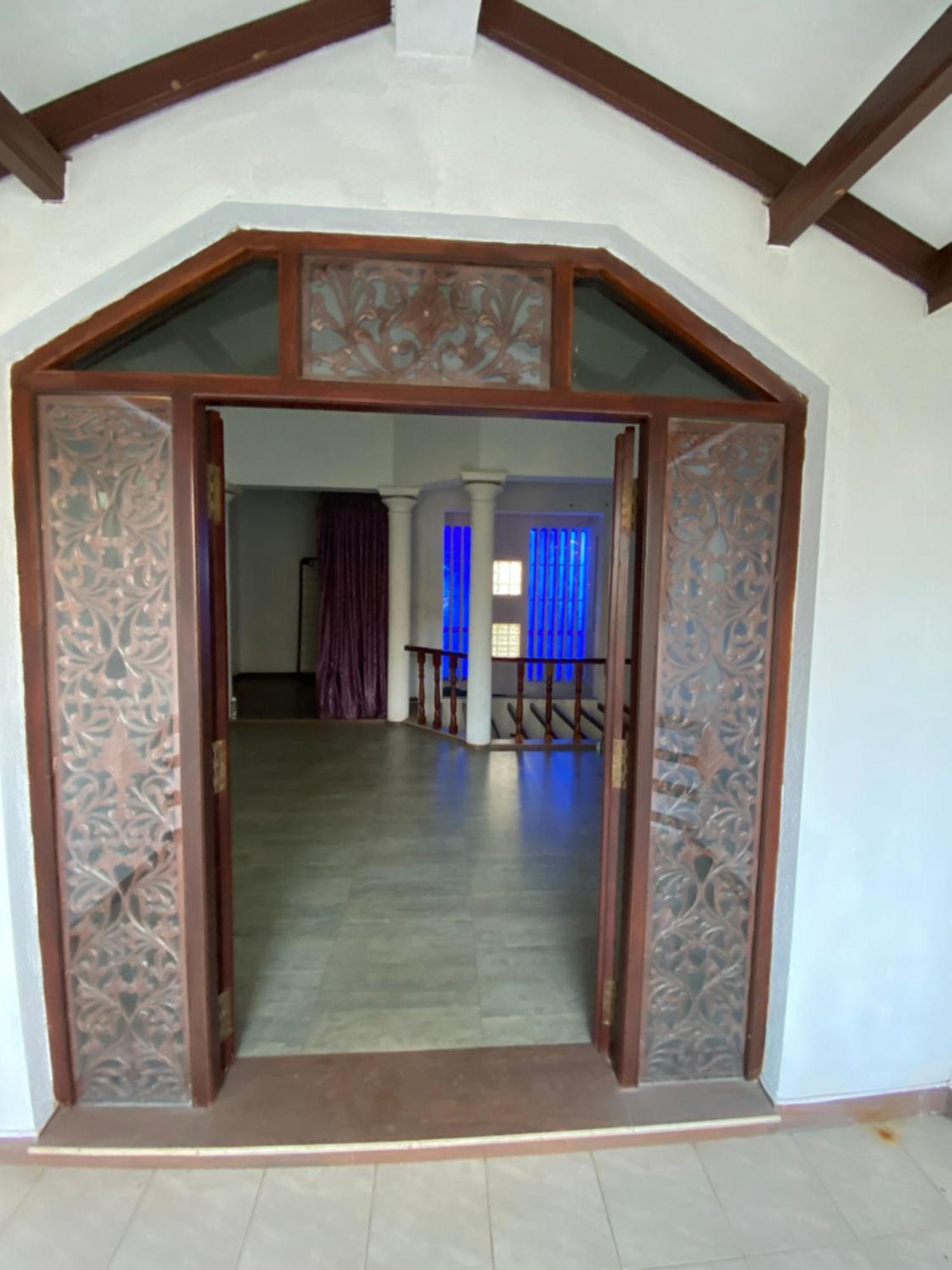 The Serene House Negombo Exteriör bild